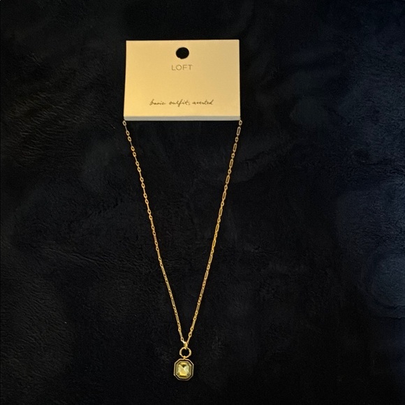 LOFT Gold Pendant Necklace - Picture 1 of 3